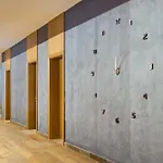 Magna Pivot Hotel
